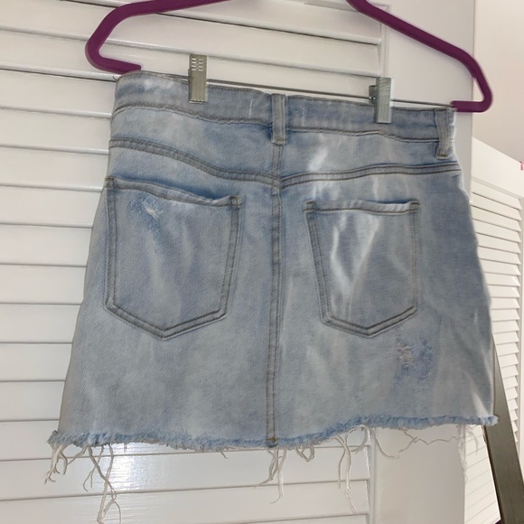 Denim mini skirt - Picture 2 of 3